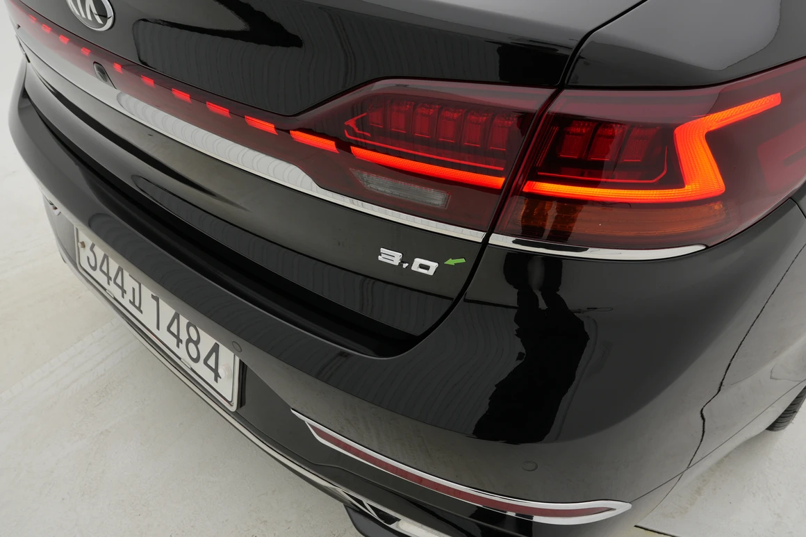 Kia K7 - Фото 40