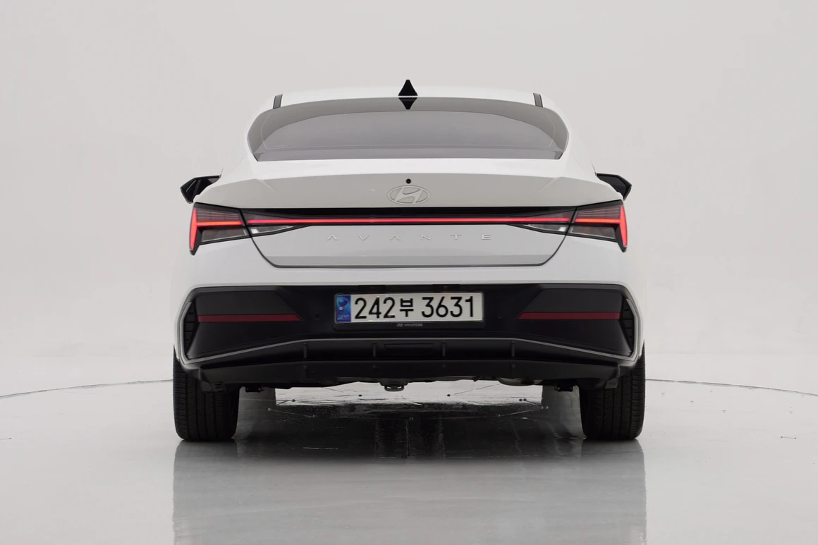 Hyundai Avante - Фото 5