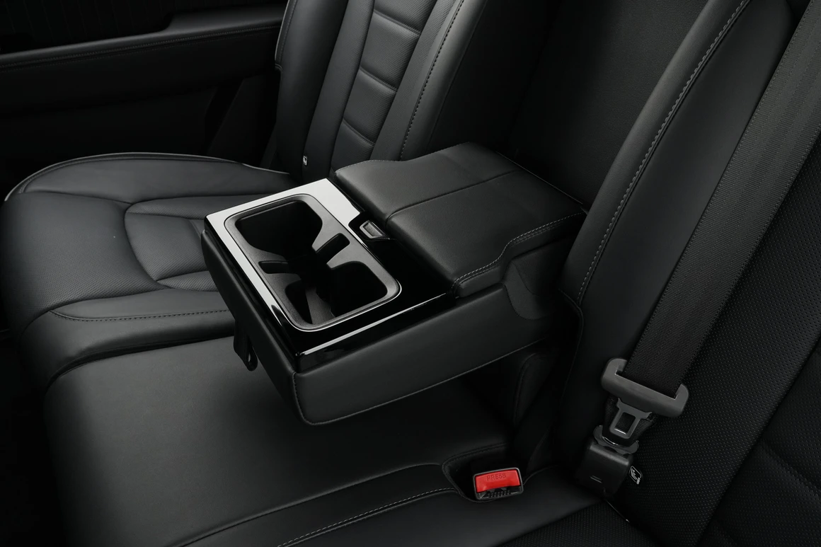 KG Mobility (Ssangyong) Rexton - Фото 32
