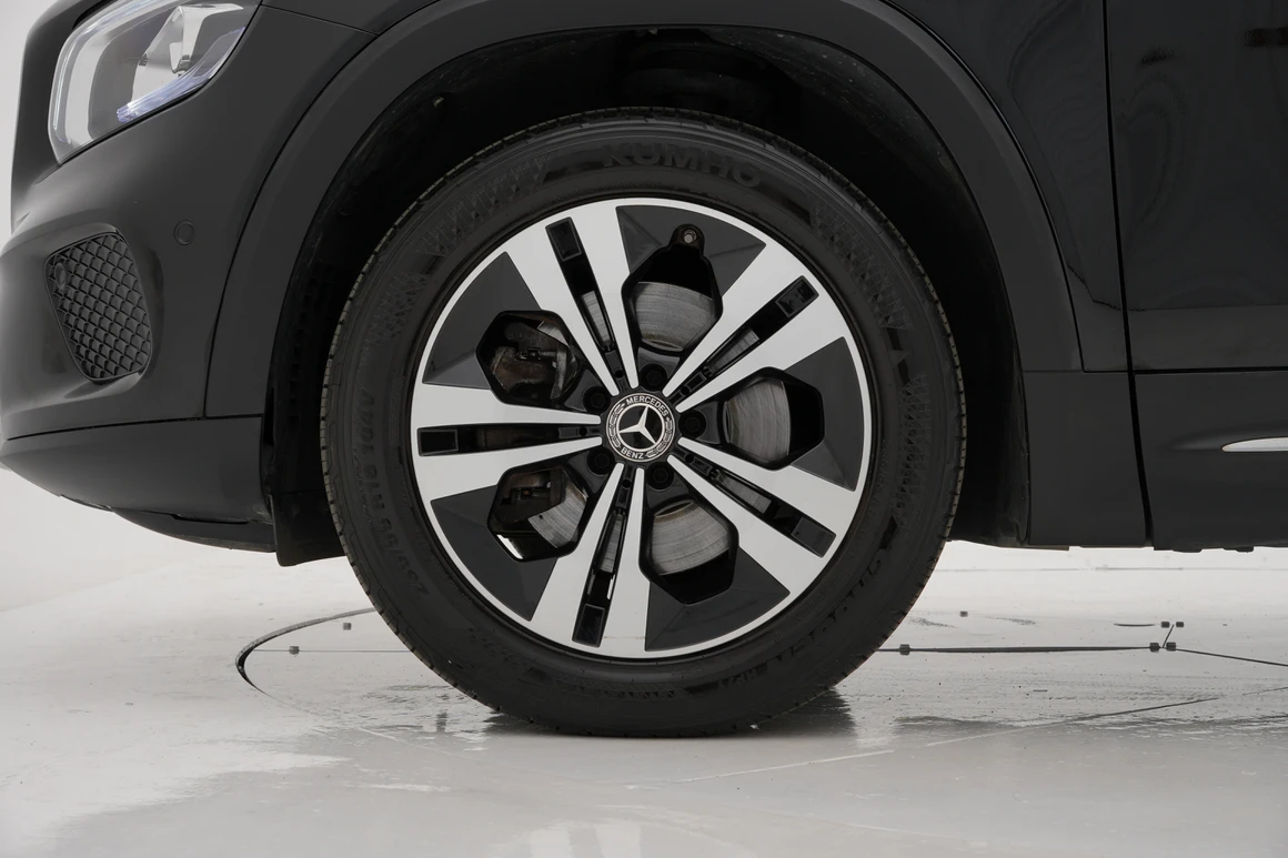 Mercedes-Benz GLB-Class - Фото 13