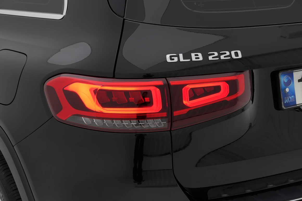 Mercedes-Benz GLB-Class - Фото 11