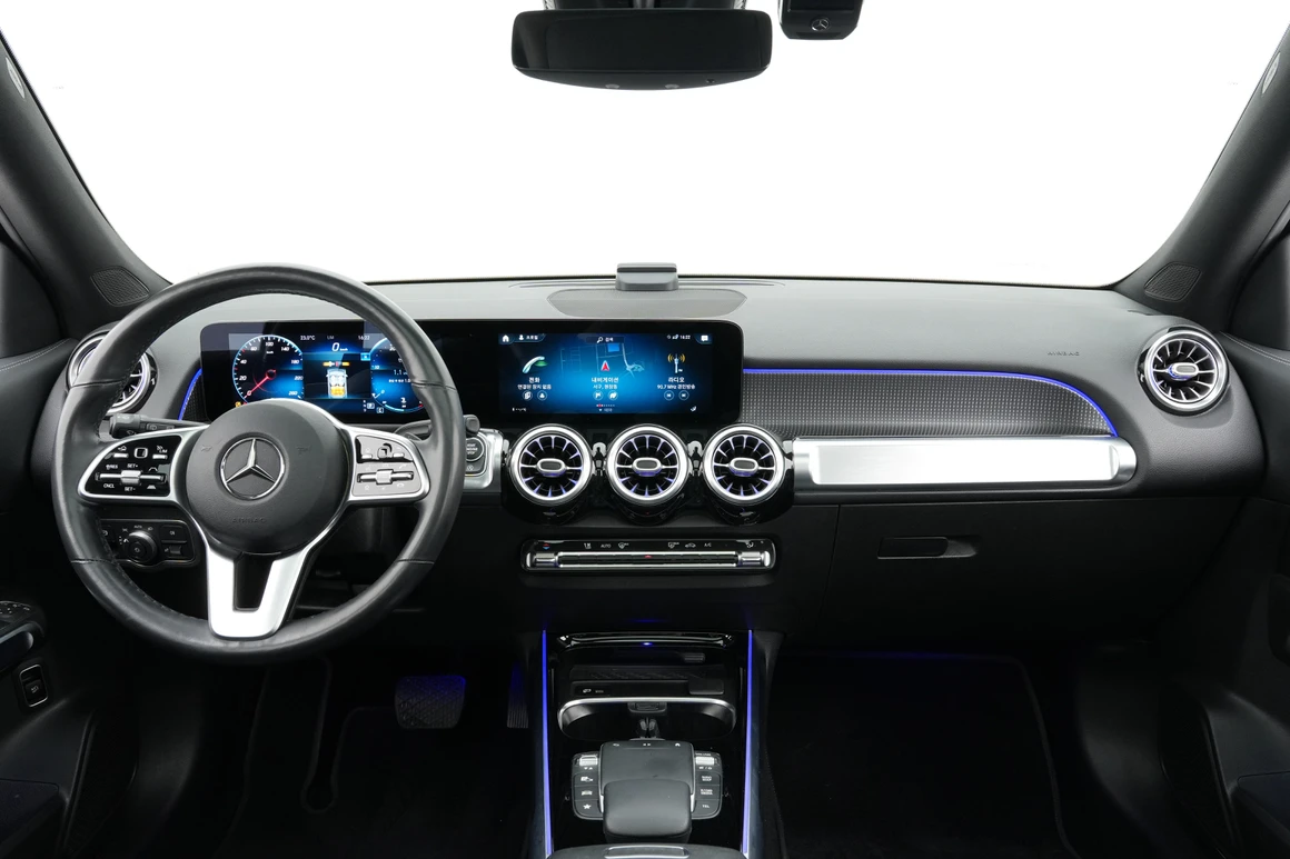 Mercedes-Benz GLB-Class - Фото 18