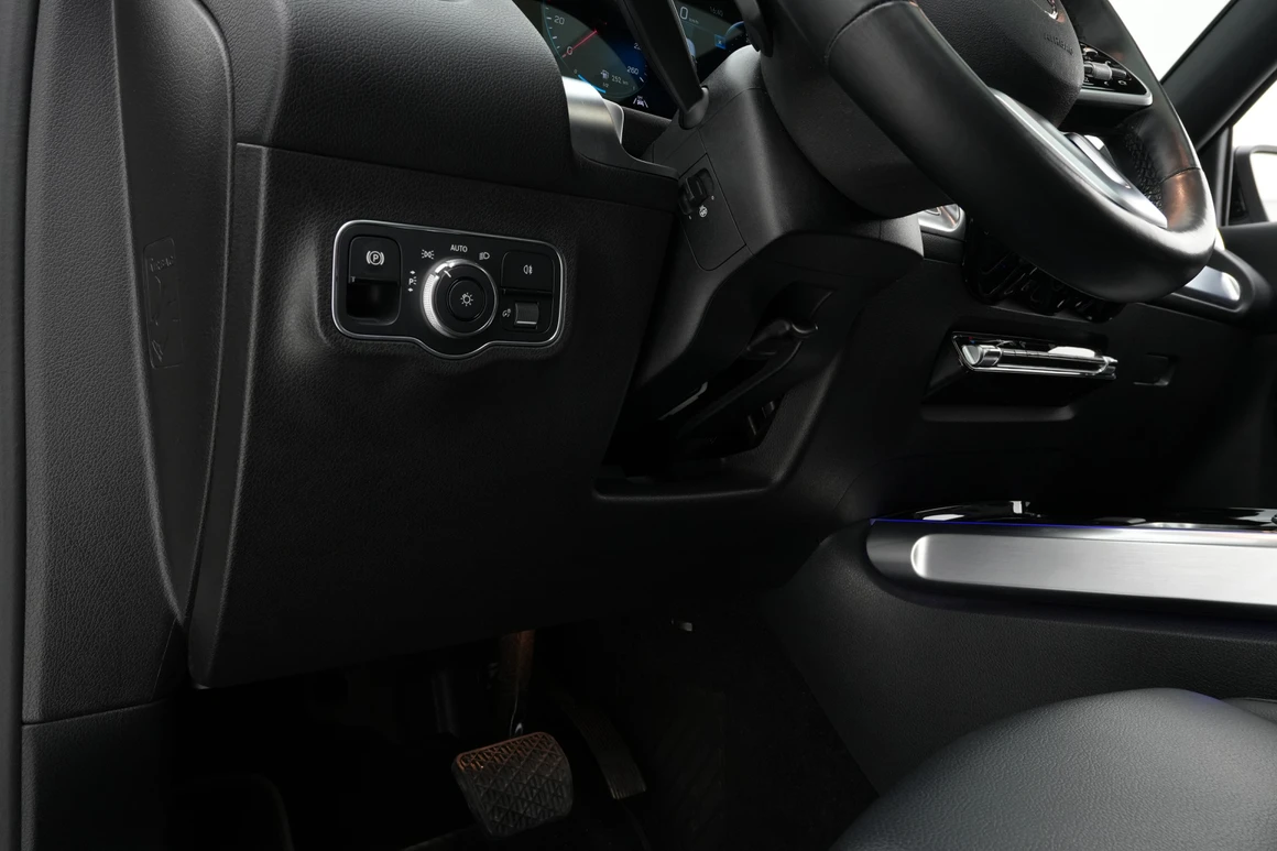 Mercedes-Benz GLB-Class - Фото 24