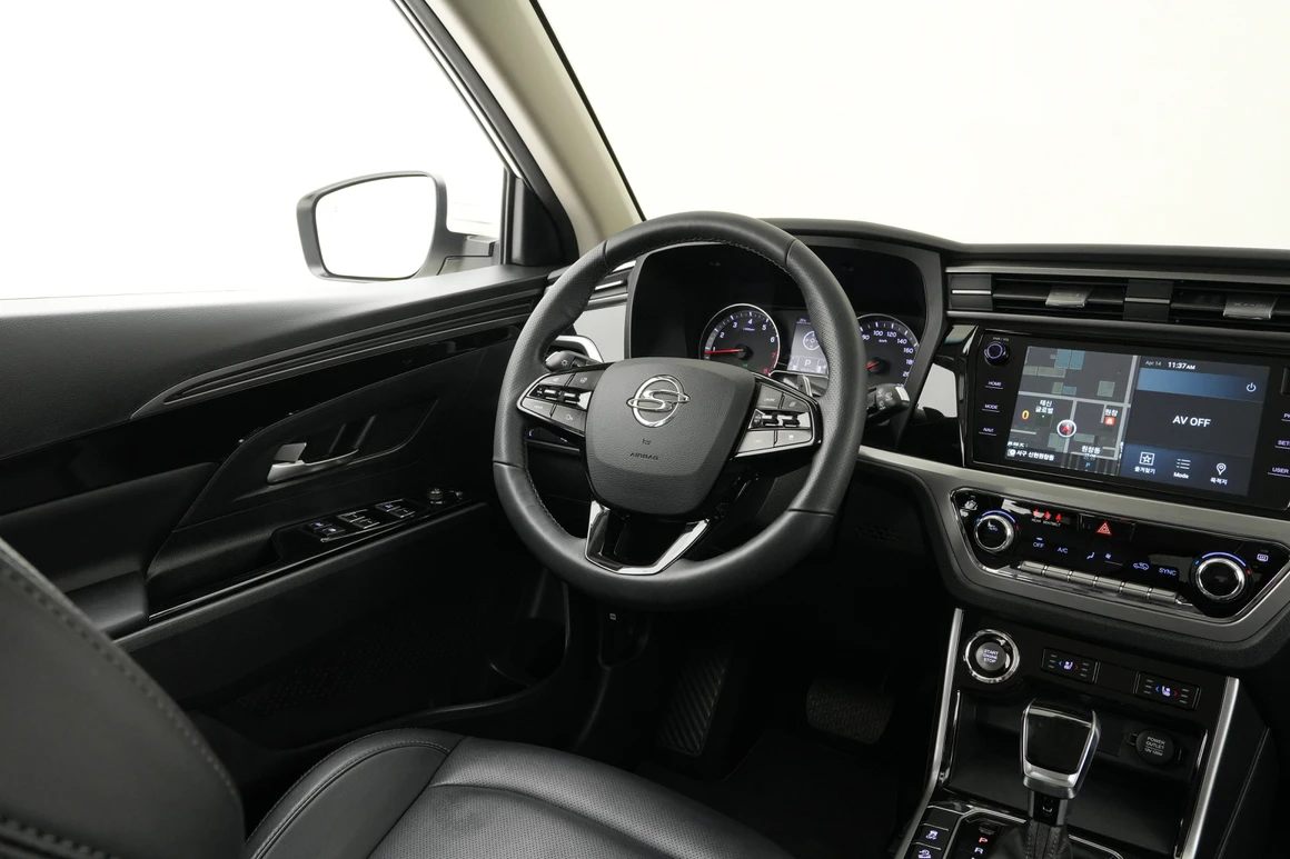 KG Mobility (Ssangyong) Korando - Фото 17
