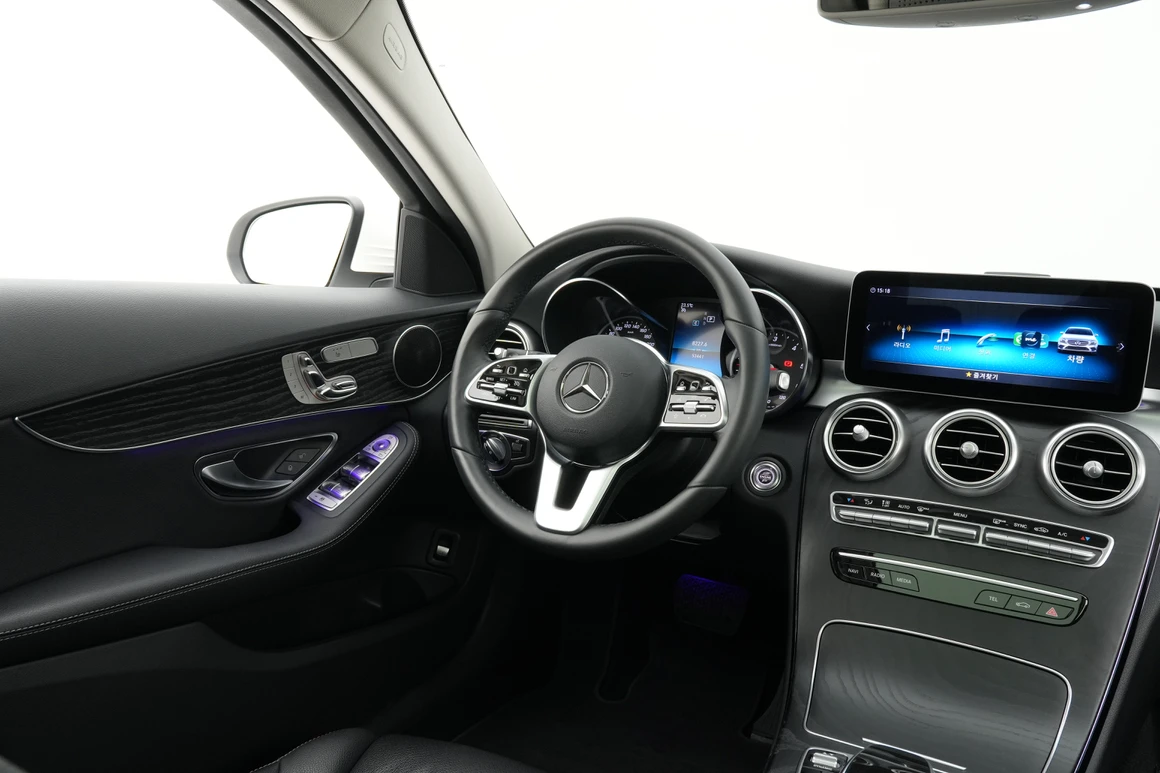 Mercedes-Benz C-Class - Фото 17