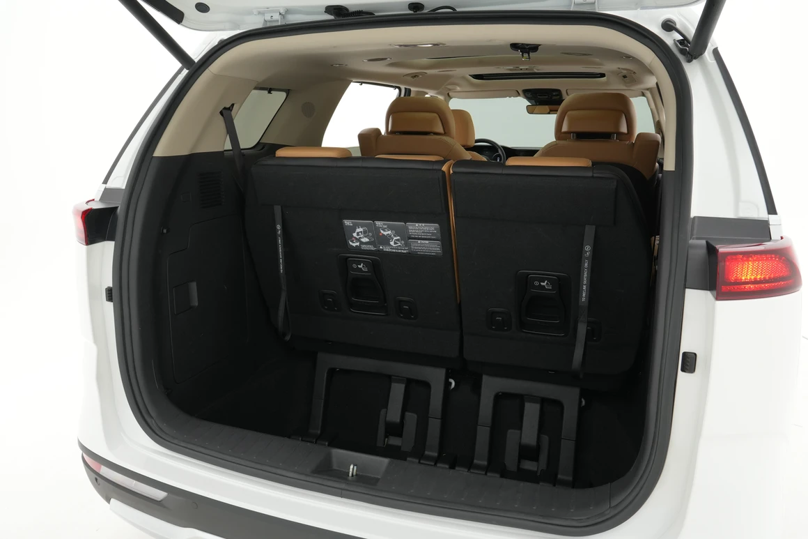 Kia Carnival - Фото 36