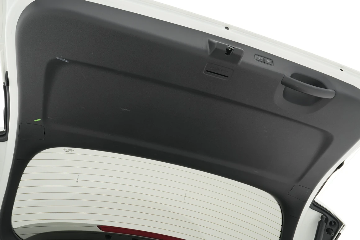 Kia Carnival - Фото 43