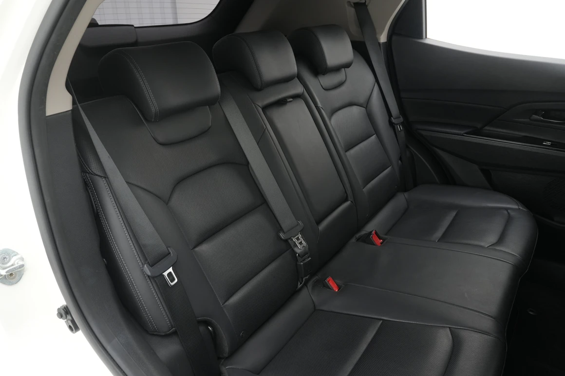 KG Mobility (Ssangyong) Korando - Фото 29