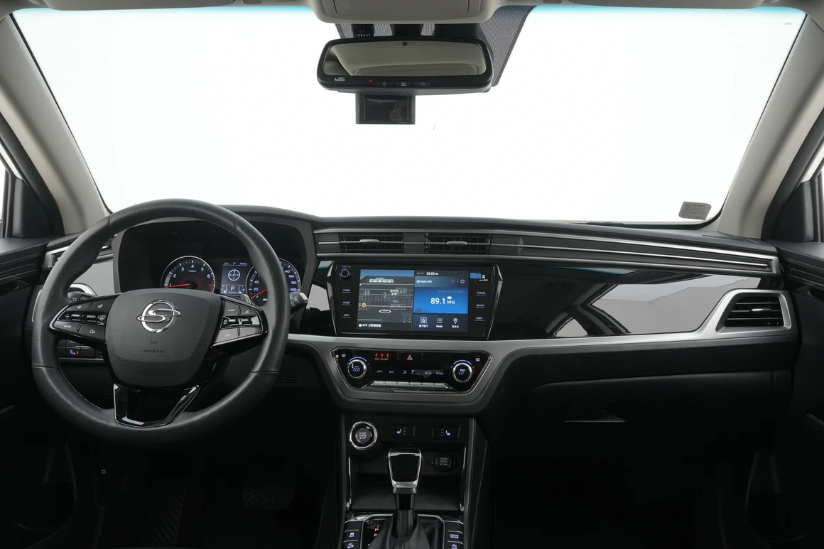 KG Mobility (Ssangyong) Korando - Фото 18