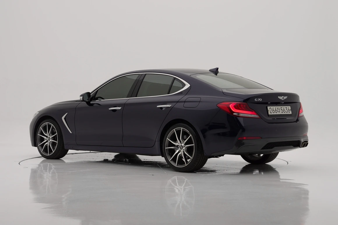 Genesis G70 - Фото 4