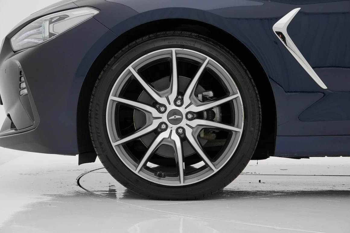 Genesis G70 - Фото 13