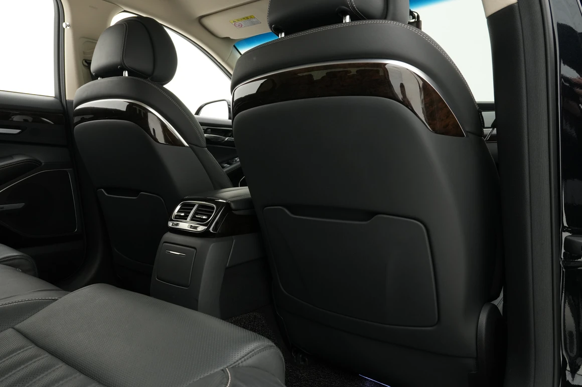 Genesis G90 - Фото 34
