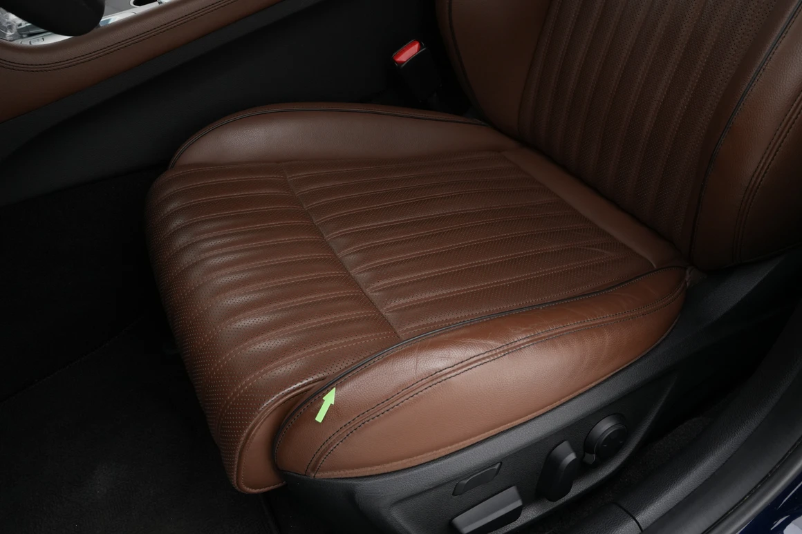 Genesis G70 - Фото 46
