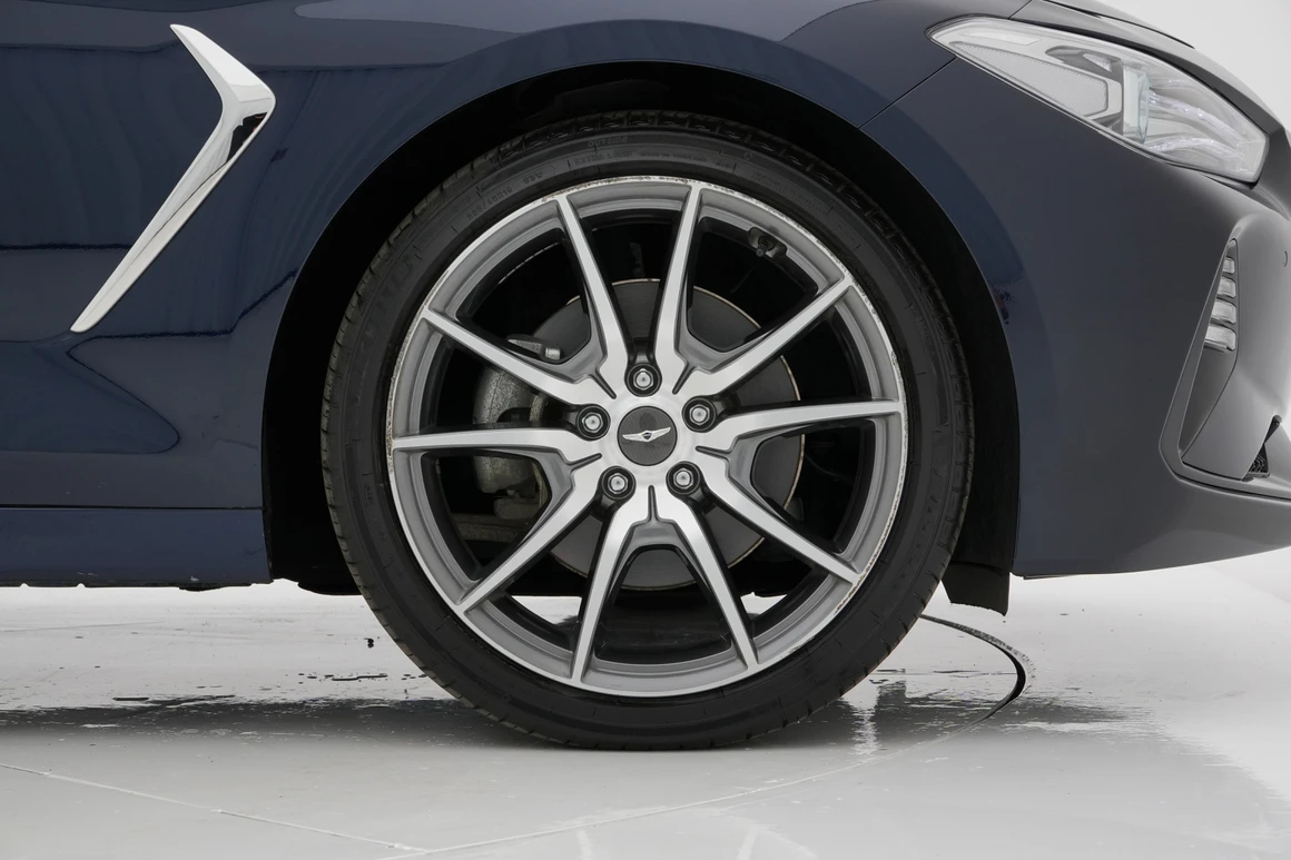 Genesis G70 - Фото 16