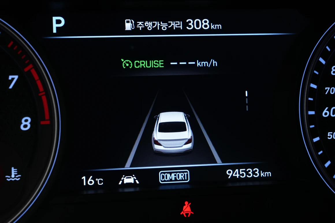 Genesis G70 - Фото 27