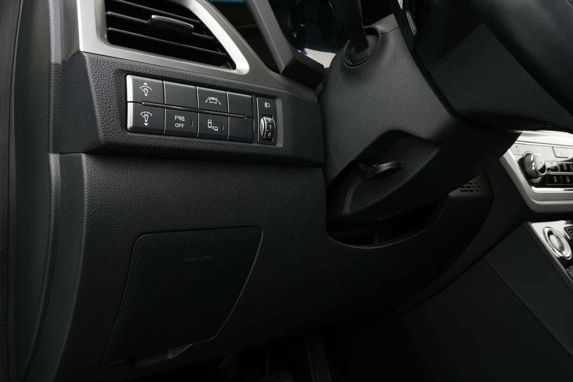 KG Mobility (Ssangyong) Korando - Фото 24