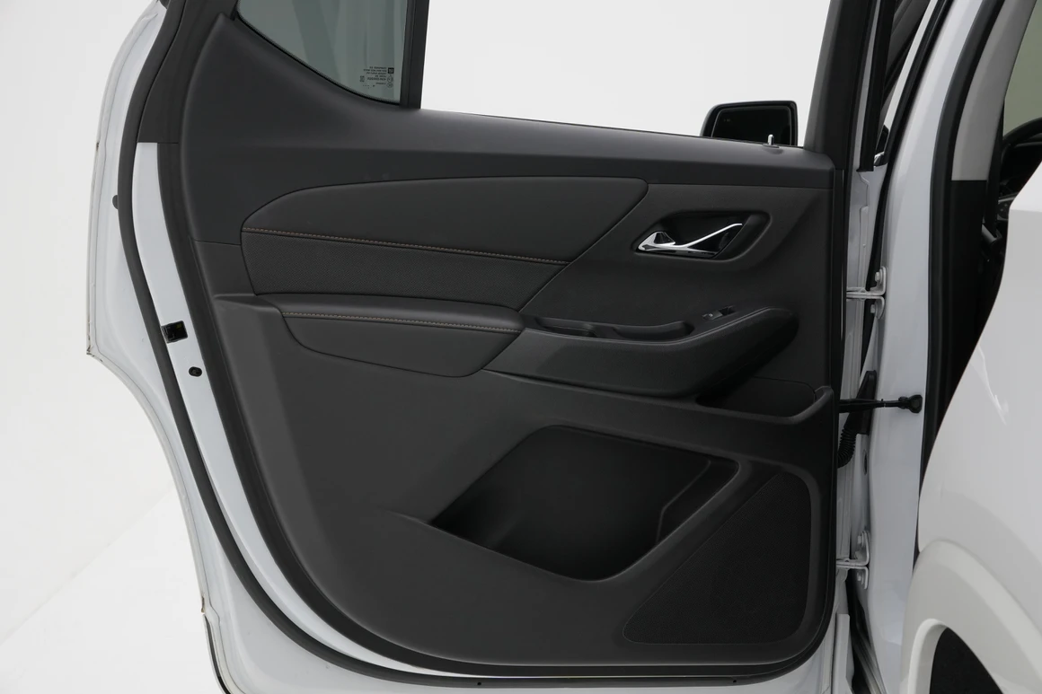 Chevrolet Traverse - Фото 20