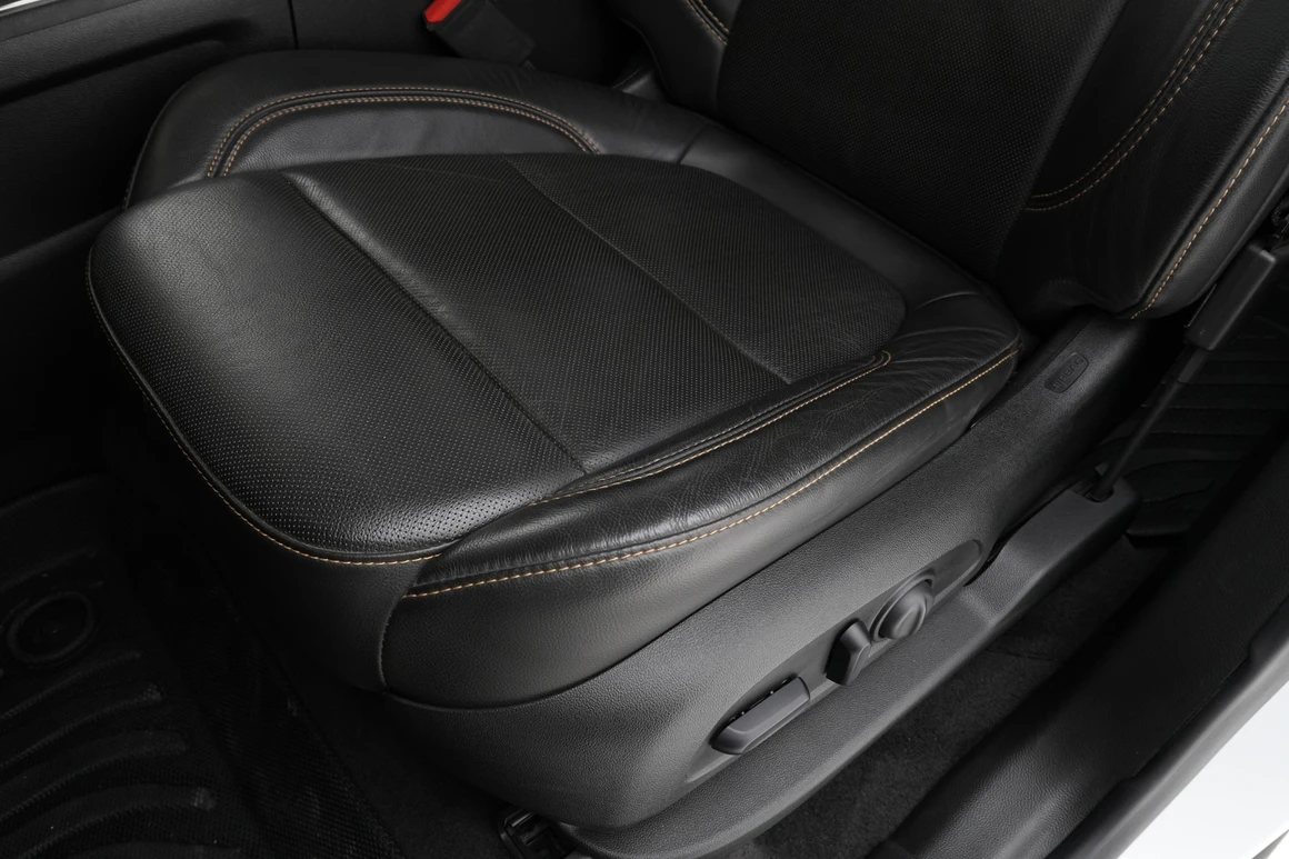 Chevrolet Traverse - Фото 23