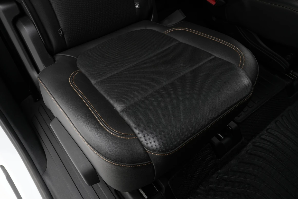 Chevrolet Traverse - Фото 30