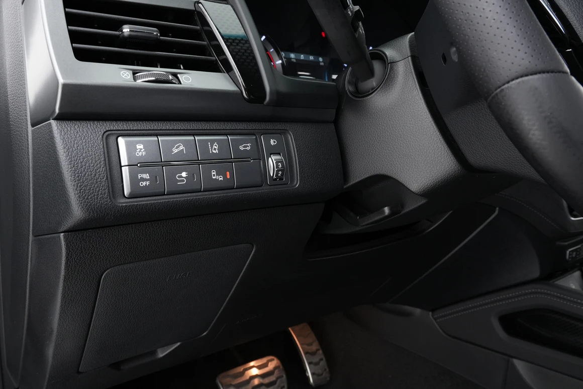 KG Mobility (Ssangyong) Rexton - Фото 24