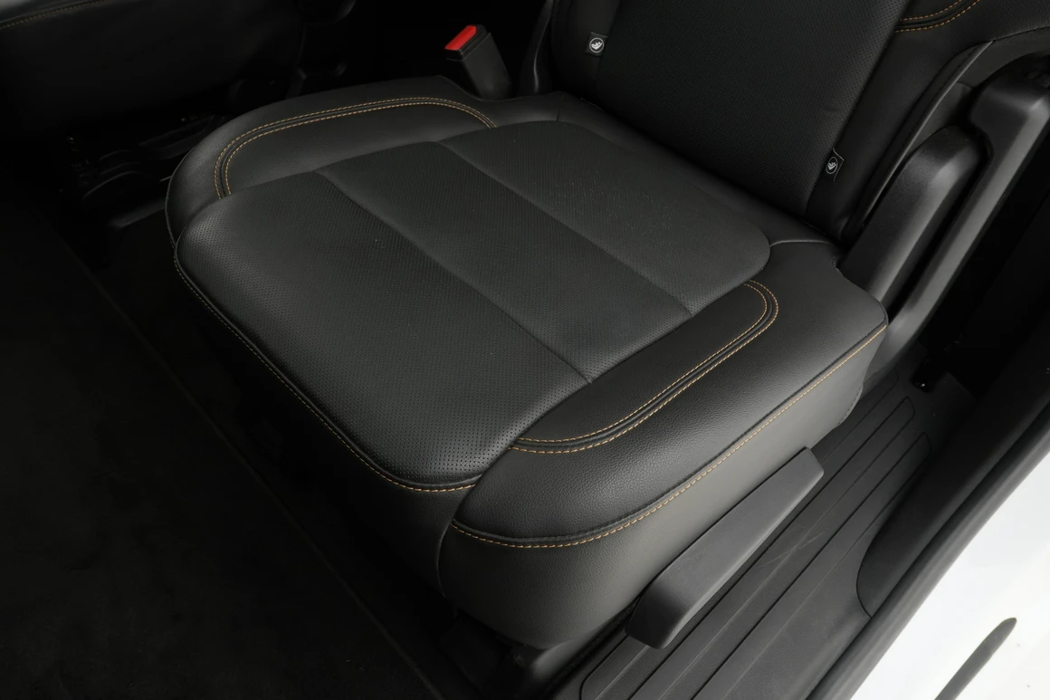 Chevrolet Traverse - Фото 31