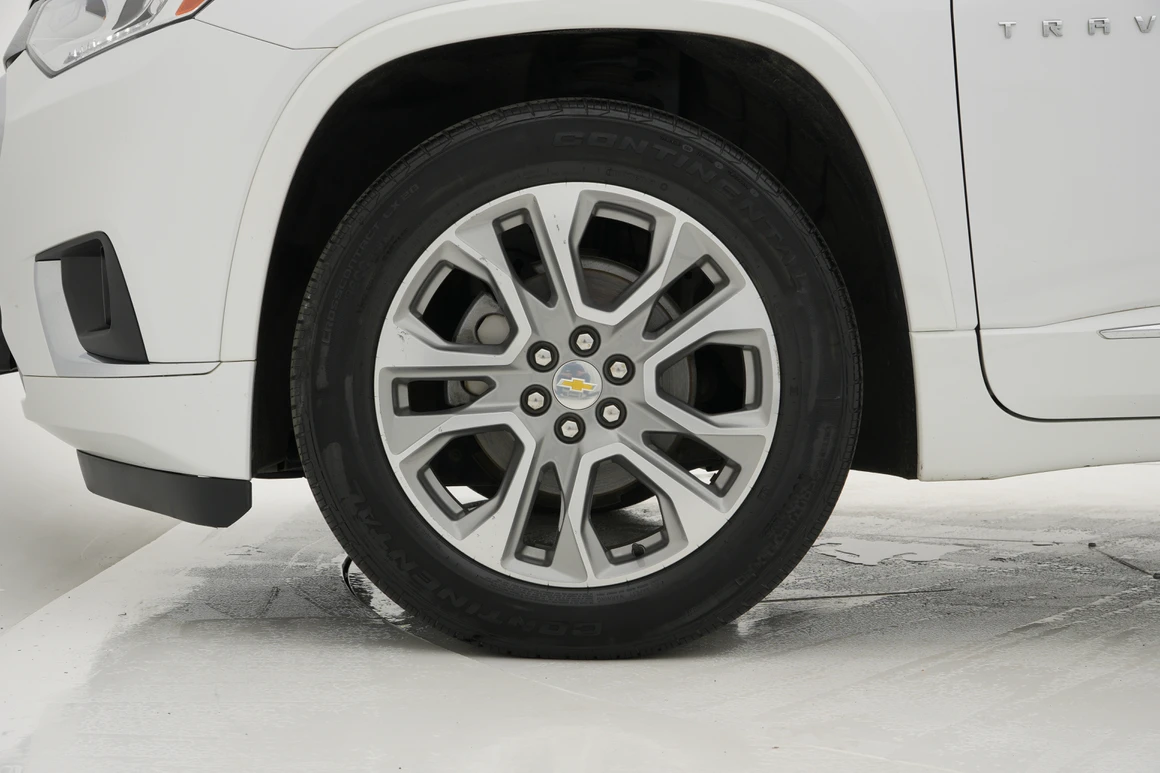 Chevrolet Traverse - Фото 13