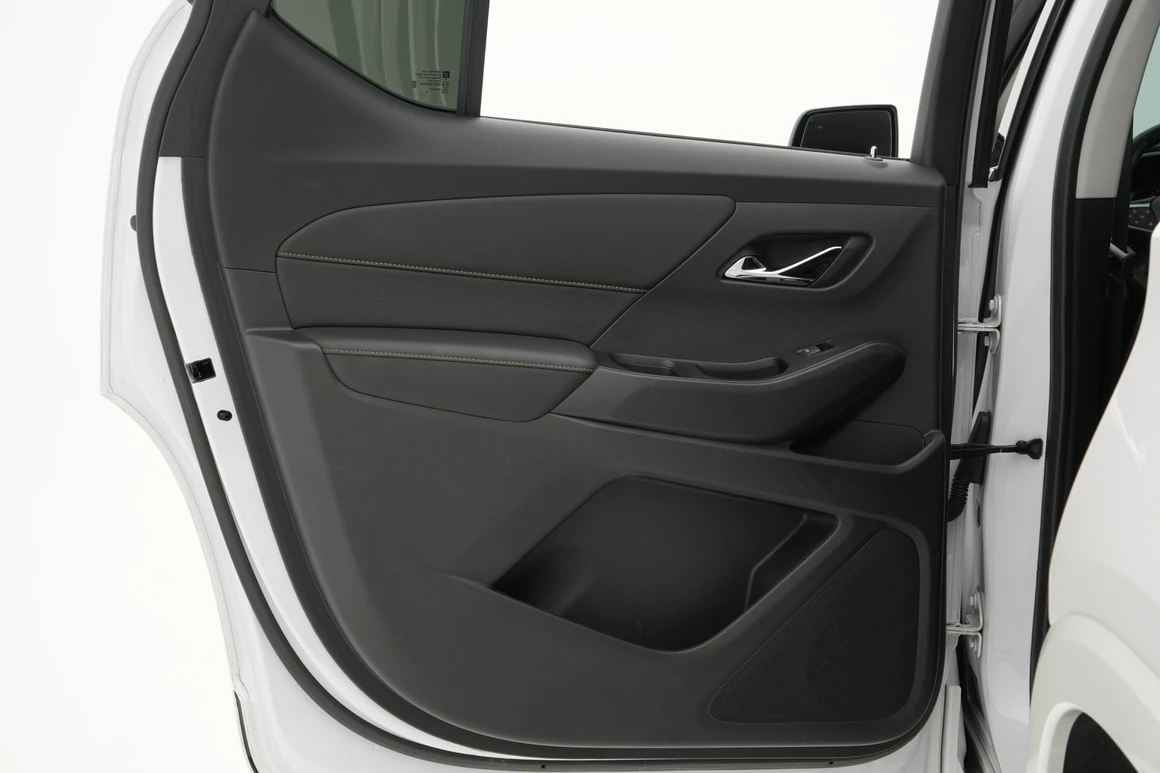 Chevrolet Traverse - Фото 20