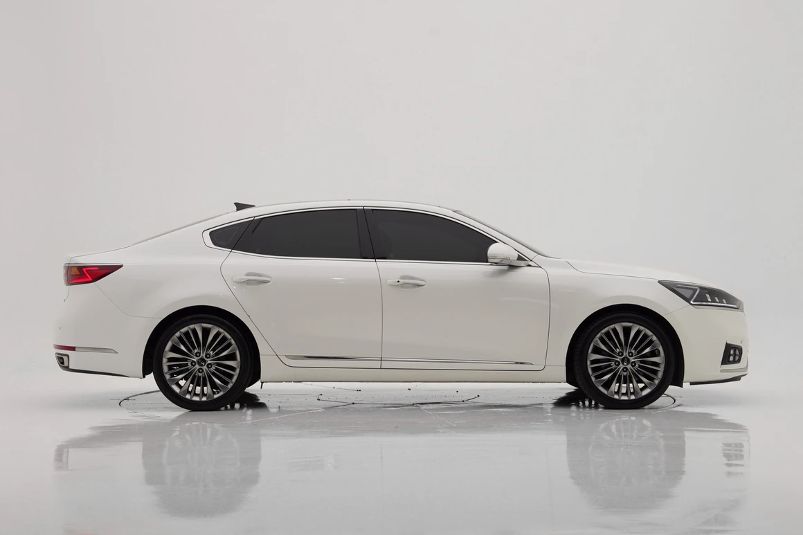 Kia K7 - Фото 7