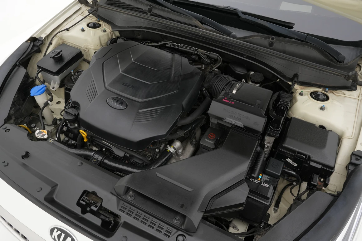 Kia K7 - Фото 13