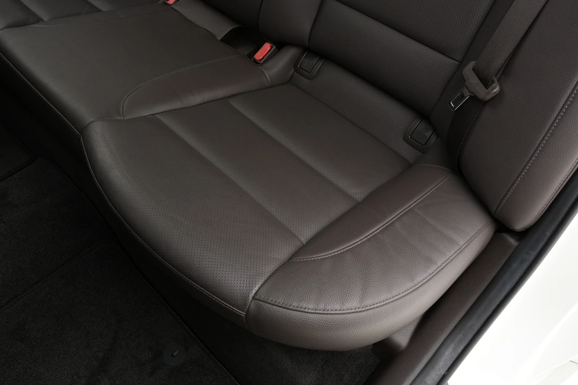 Kia K7 - Фото 33