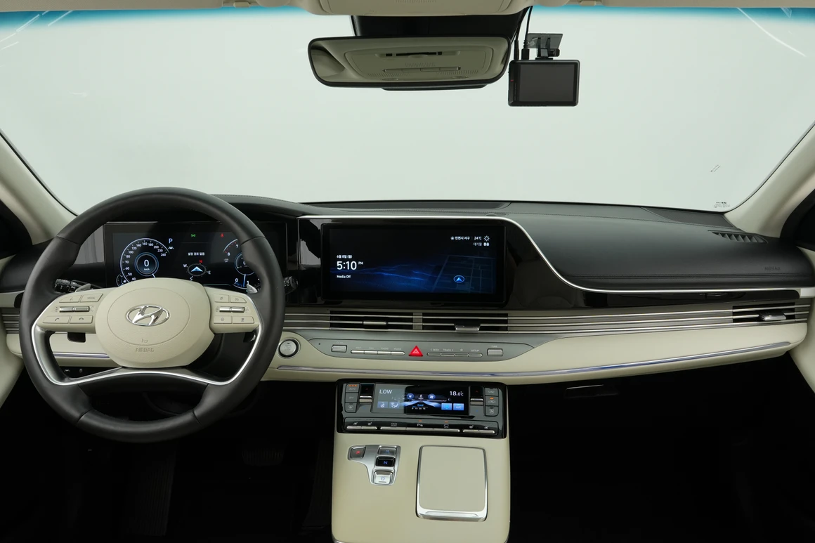 Hyundai Grandeur - Фото 19