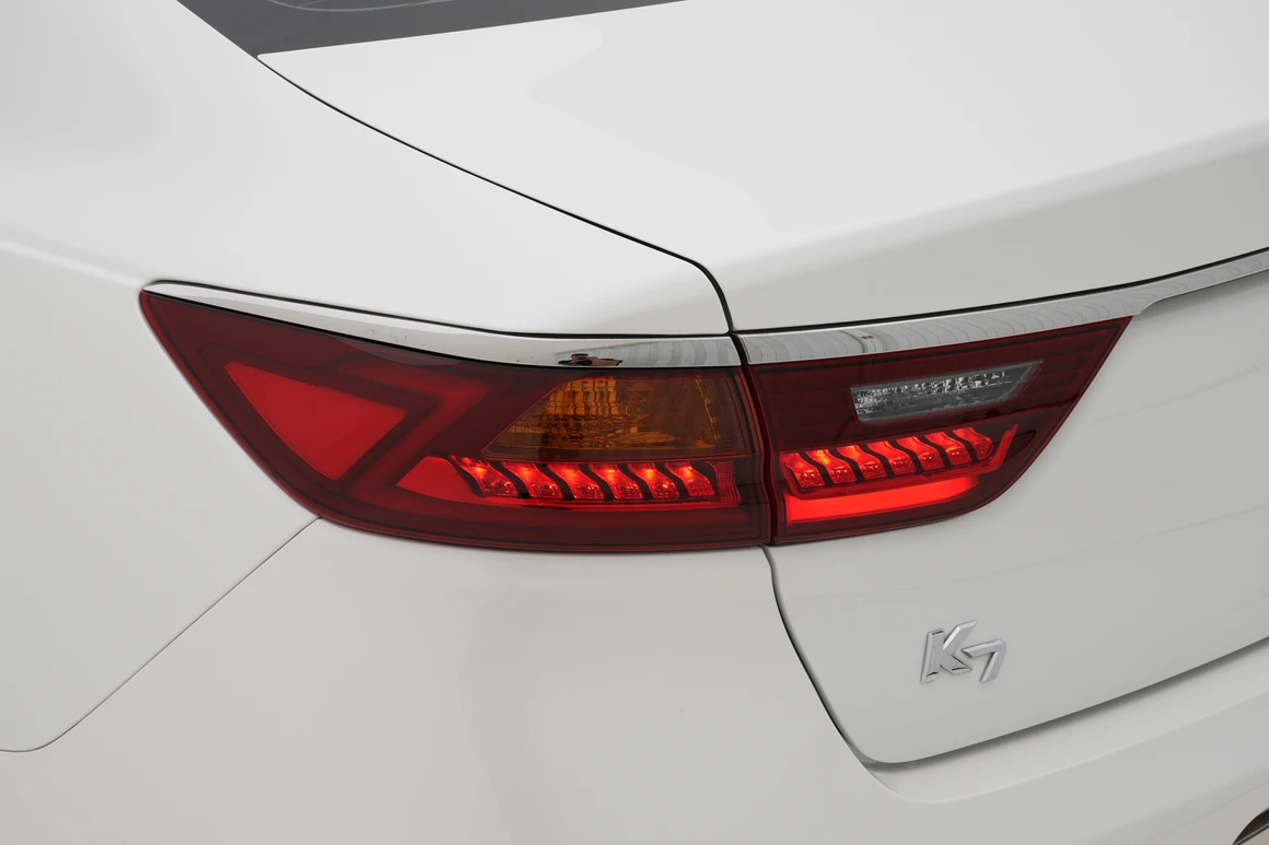 Kia K7 - Фото 11