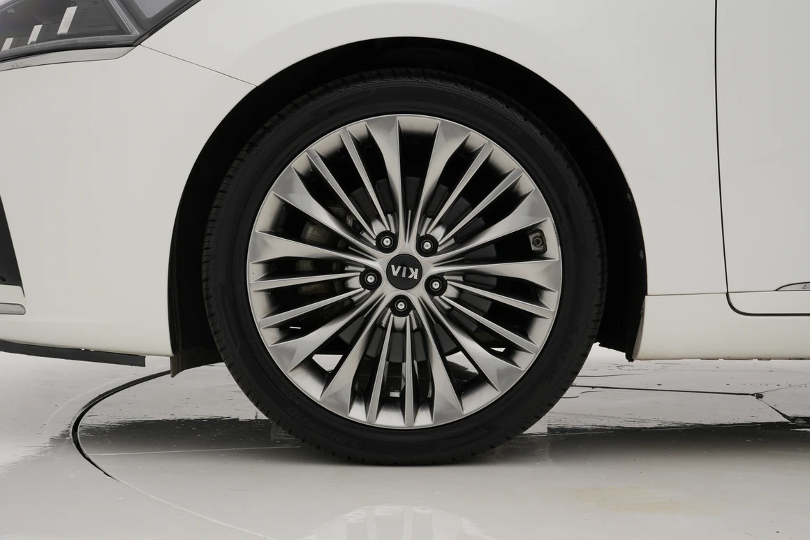Kia K7 - Фото 14