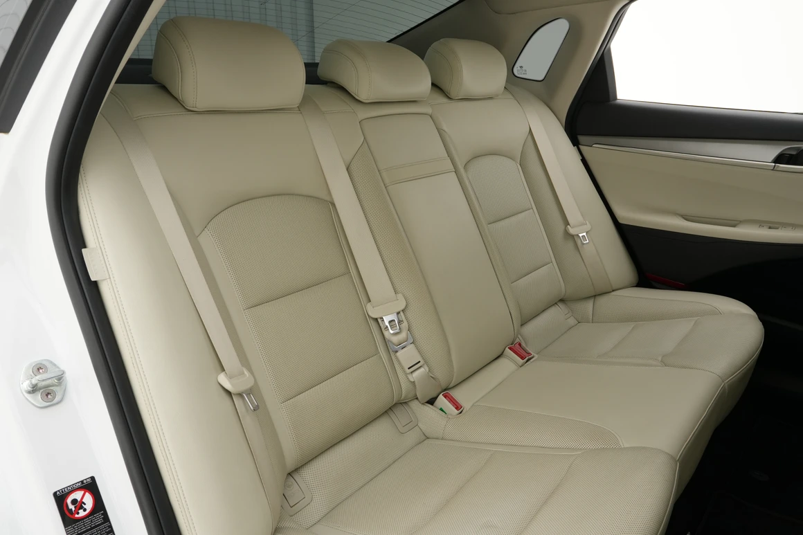 Hyundai Grandeur - Фото 30