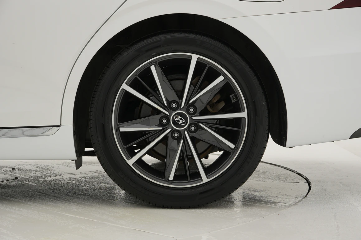 Hyundai Grandeur - Фото 15