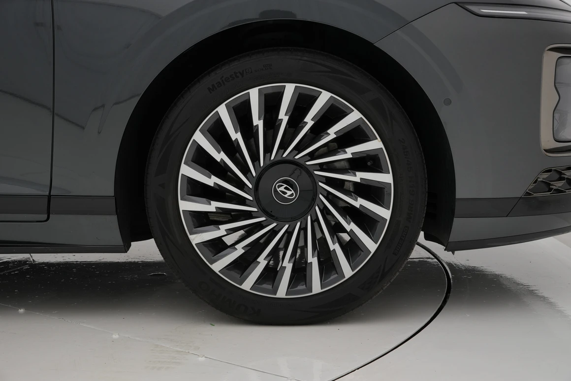 Hyundai Grandeur - Фото 17