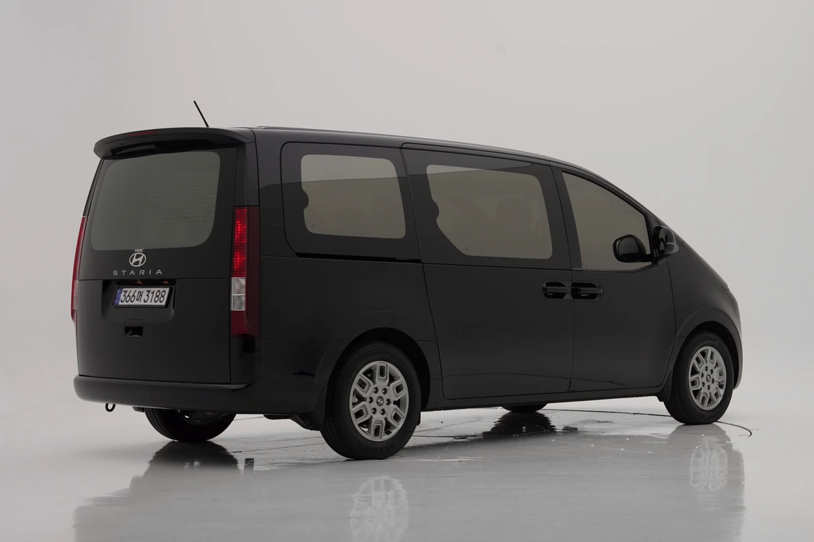 Hyundai Staria - Фото 6