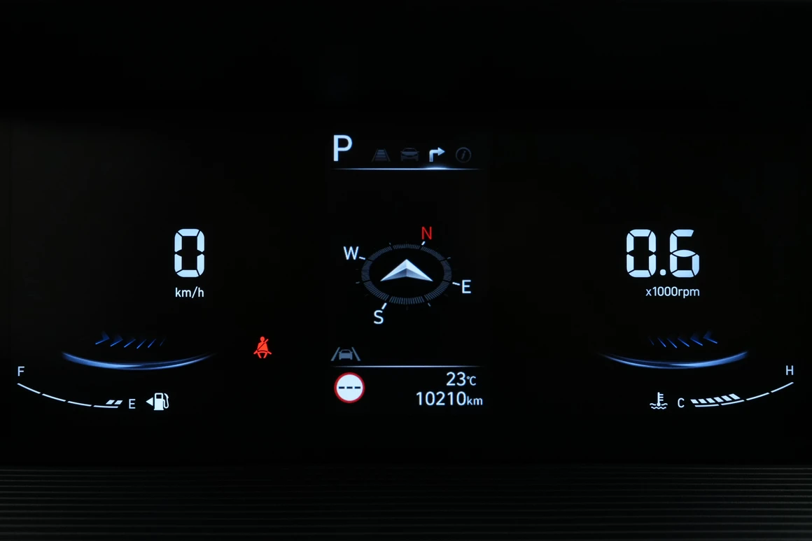 Hyundai Staria - Фото 26