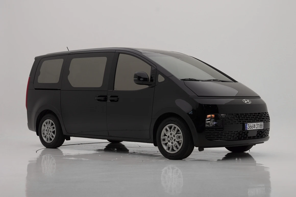 Hyundai Staria - Фото 8