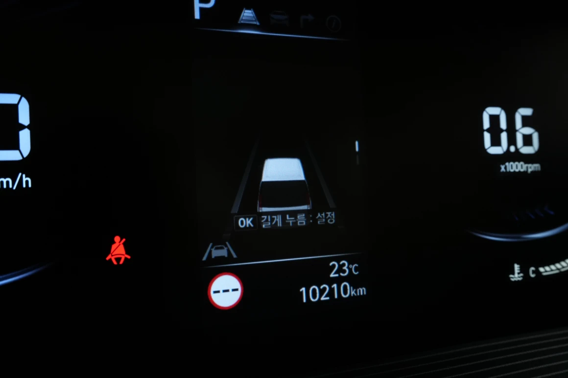 Hyundai Staria - Фото 27