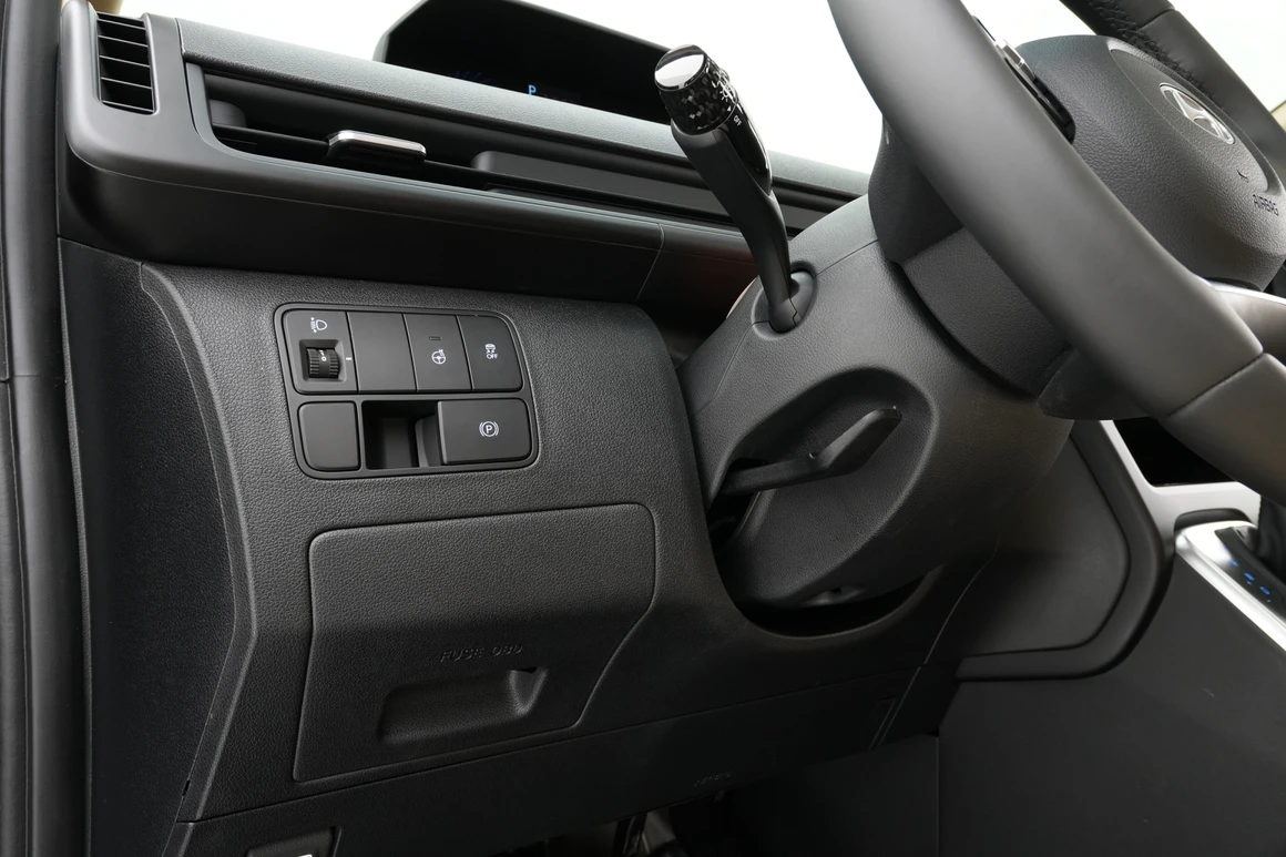 Hyundai Staria - Фото 25