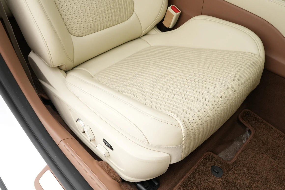 Hyundai Grandeur - Фото 30