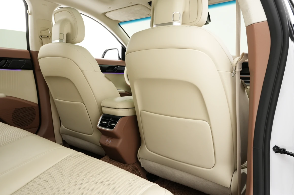 Hyundai Grandeur - Фото 35