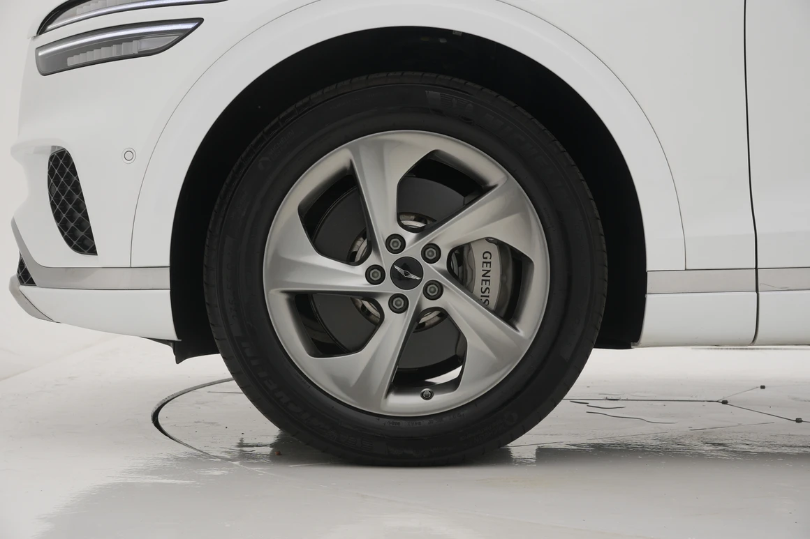 Genesis GV70 - Фото 14