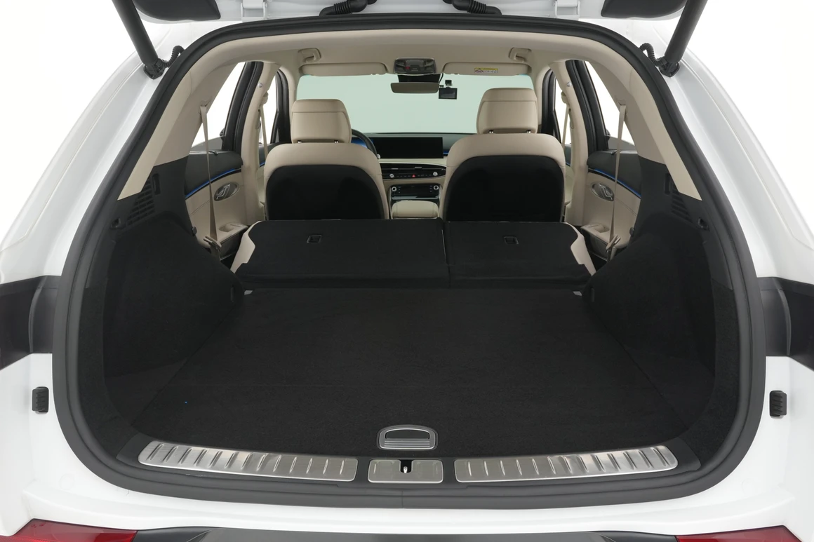 Genesis GV70 - Фото 38