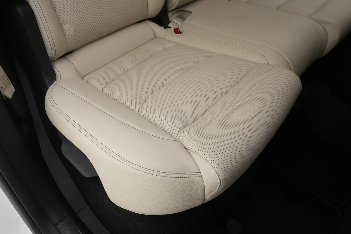 Genesis GV70 - Фото 32
