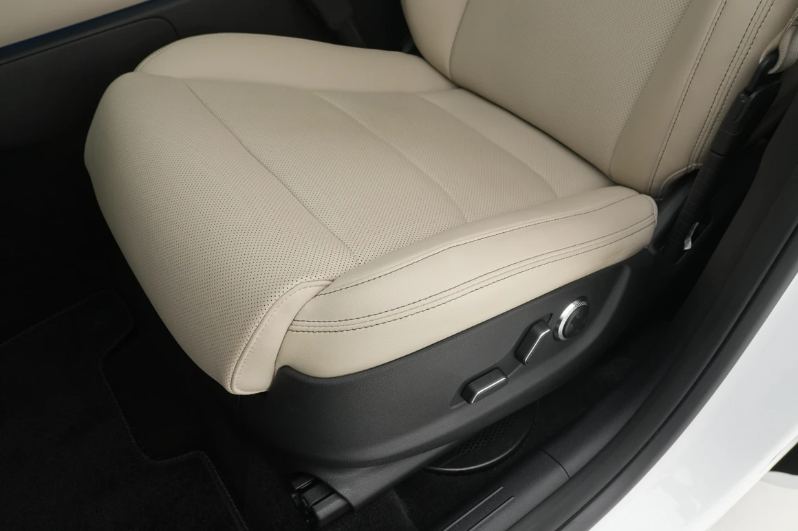Genesis GV70 - Фото 24