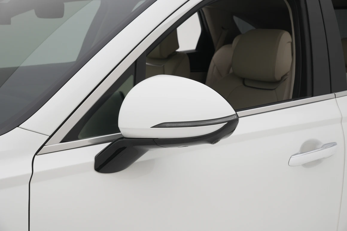 Genesis GV70 - Фото 10