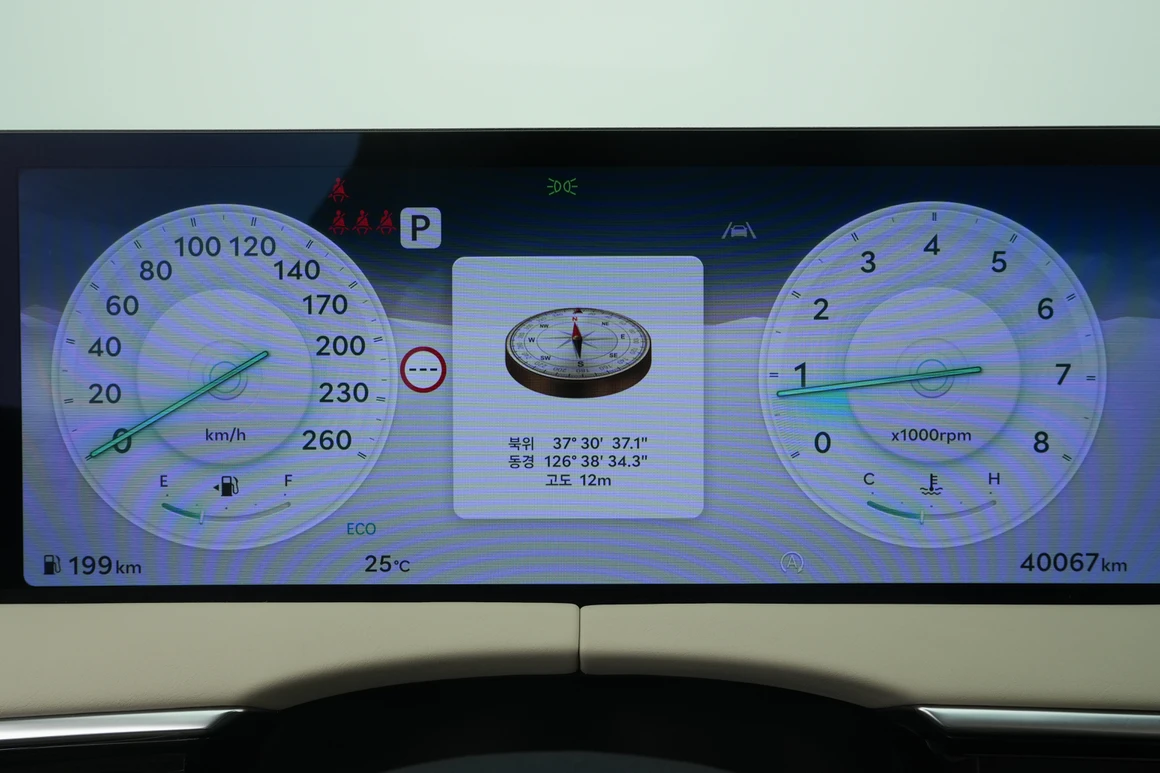 Genesis GV70 - Фото 27