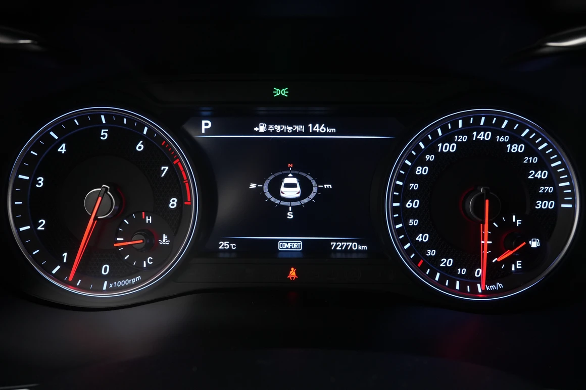 Genesis G70 - Фото 27